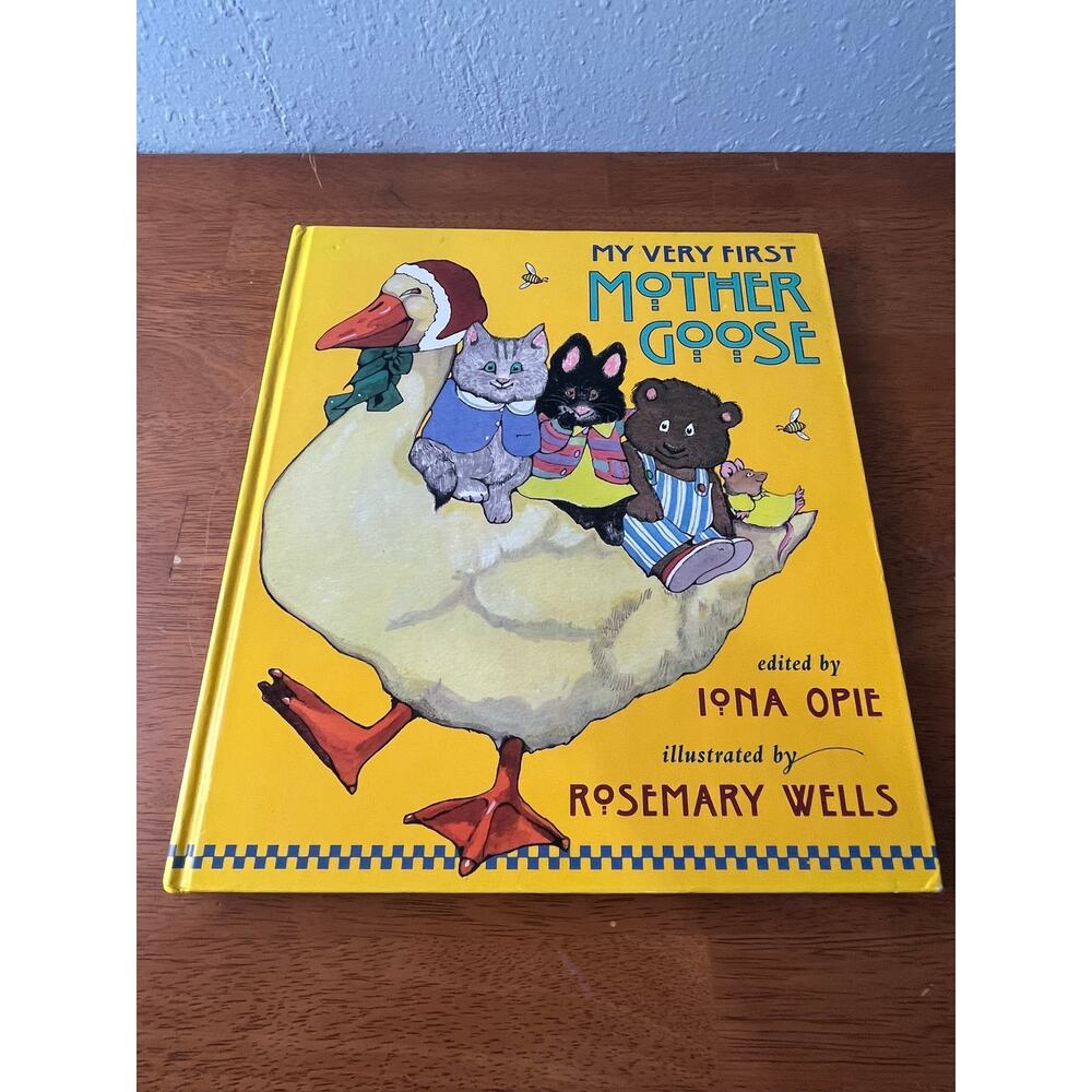 Discovery Toys My Very First Mother Goose Book Iona Opie Nursery Rhymes